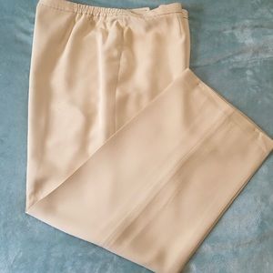 Ladies silk pants size 18 cream color